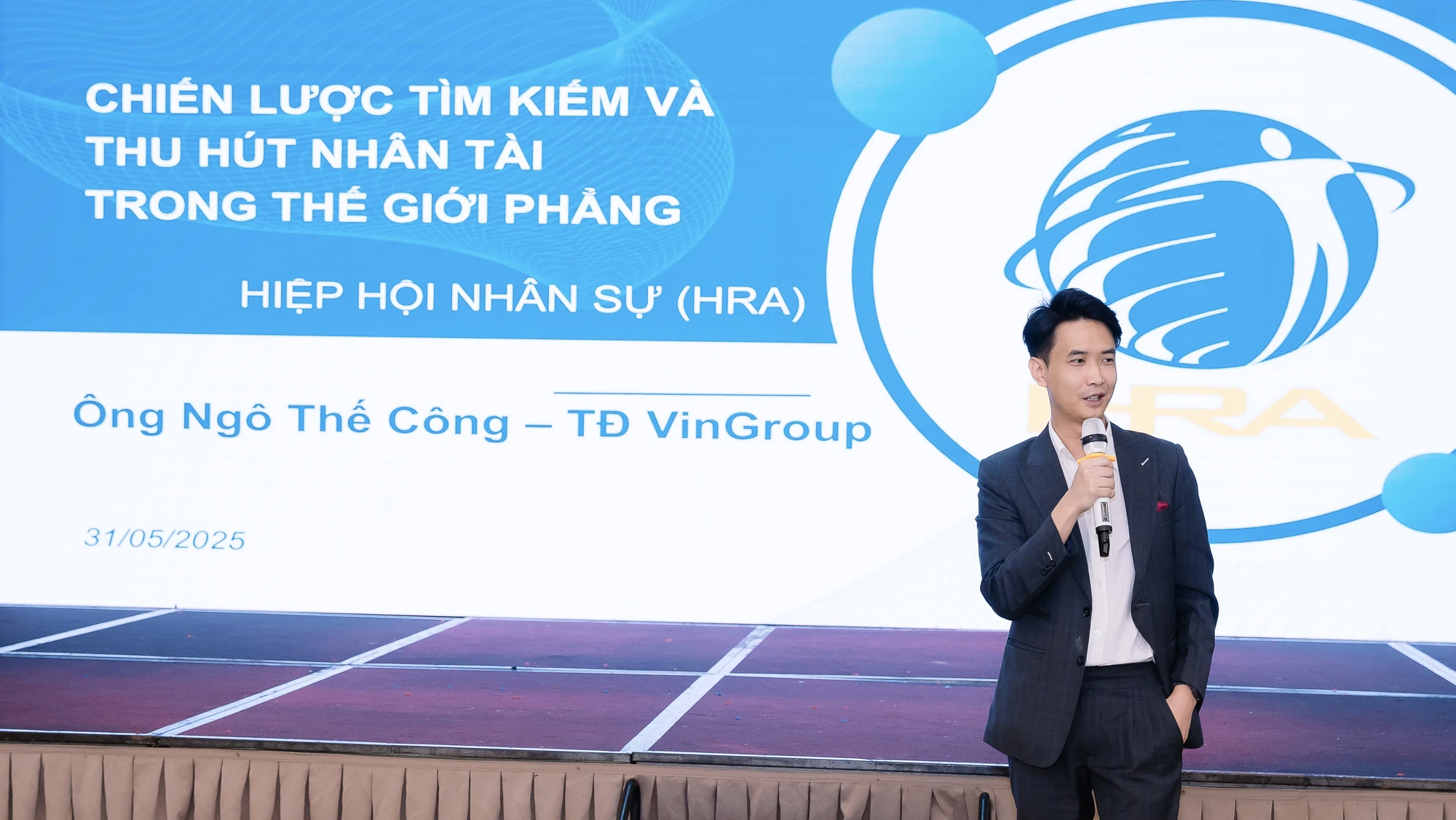 Ngo The Cong shares strategies for finding and attracting talent in a flat world at the HRA seminar on May 31, 2025.